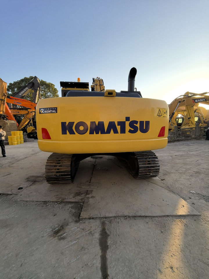 Komatsu PC220-7 - Crawler excavator: picture 5 Komatsu PC220-7 - Crawler excavator: picture 5