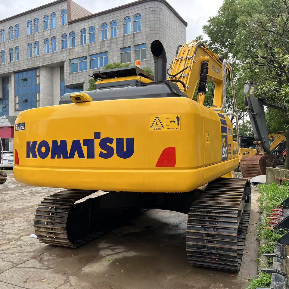 Komatsu PC220-8 Excavator - Crawler excavator: picture 4 Komatsu PC220-8 Excavator - Crawler excavator: picture 4