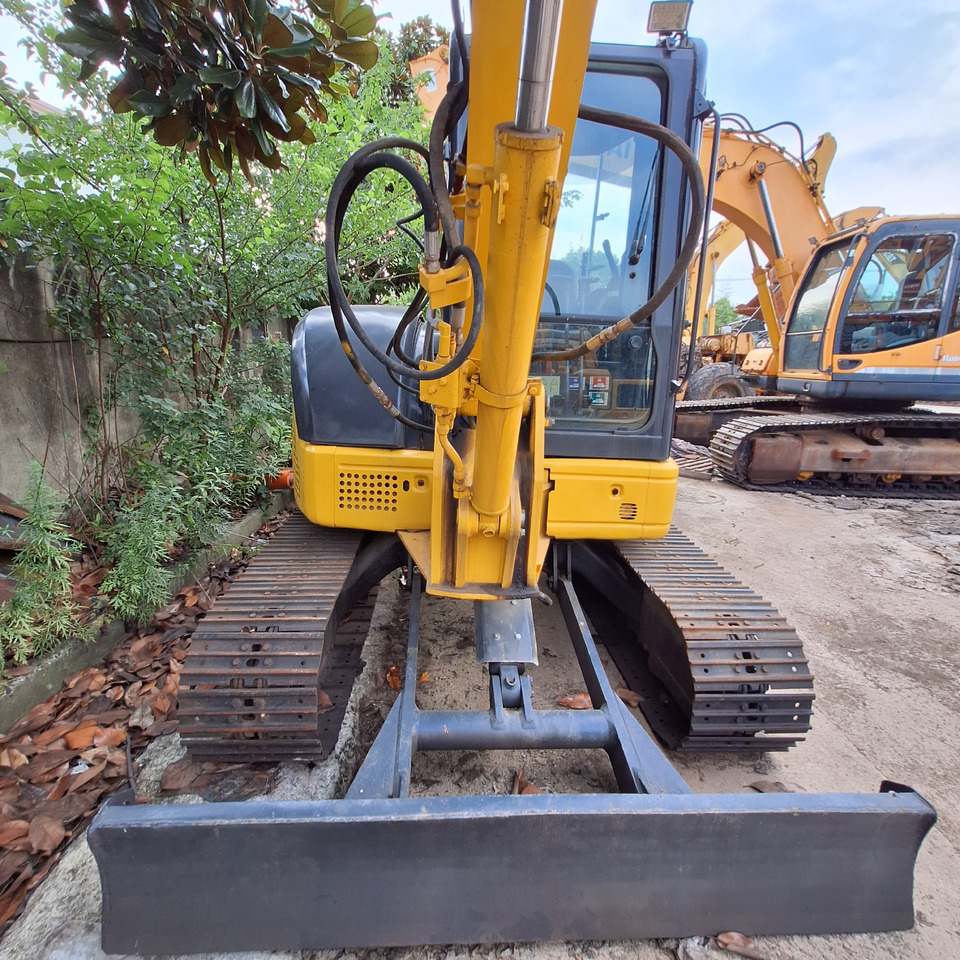 Mini excavator Komatsu  PC55MR: picture 6