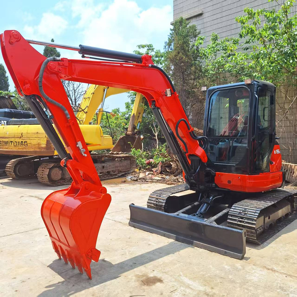 Kubota KX155-3 Excavator - Mini excavator: picture 3 Kubota KX155-3 Excavator - Mini excavator: picture 3