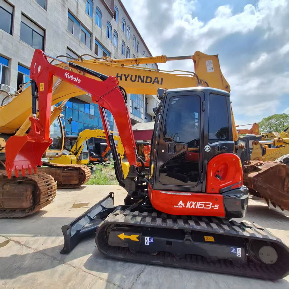 Kubota KX163 Excavator - Mini excavator: picture 1 Kubota KX163 Excavator - Mini excavator: picture 1