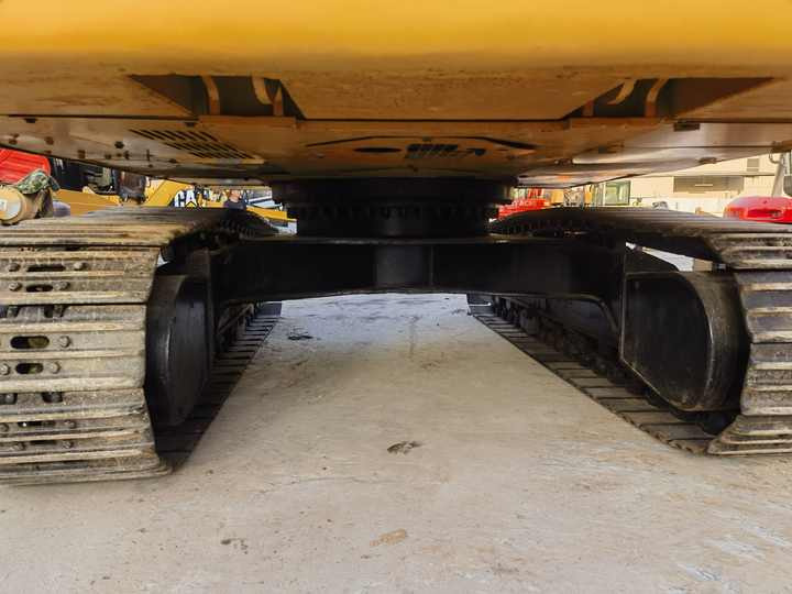 Top quality used exacator Cat 336d2 used cat excavator 36ton used excavator machine for sale in shanghai - Excavator: picture 2 Top quality used exacator Cat 336d2 used cat excavator 36ton used excavator machine for sale in shanghai - Excavator: picture 2