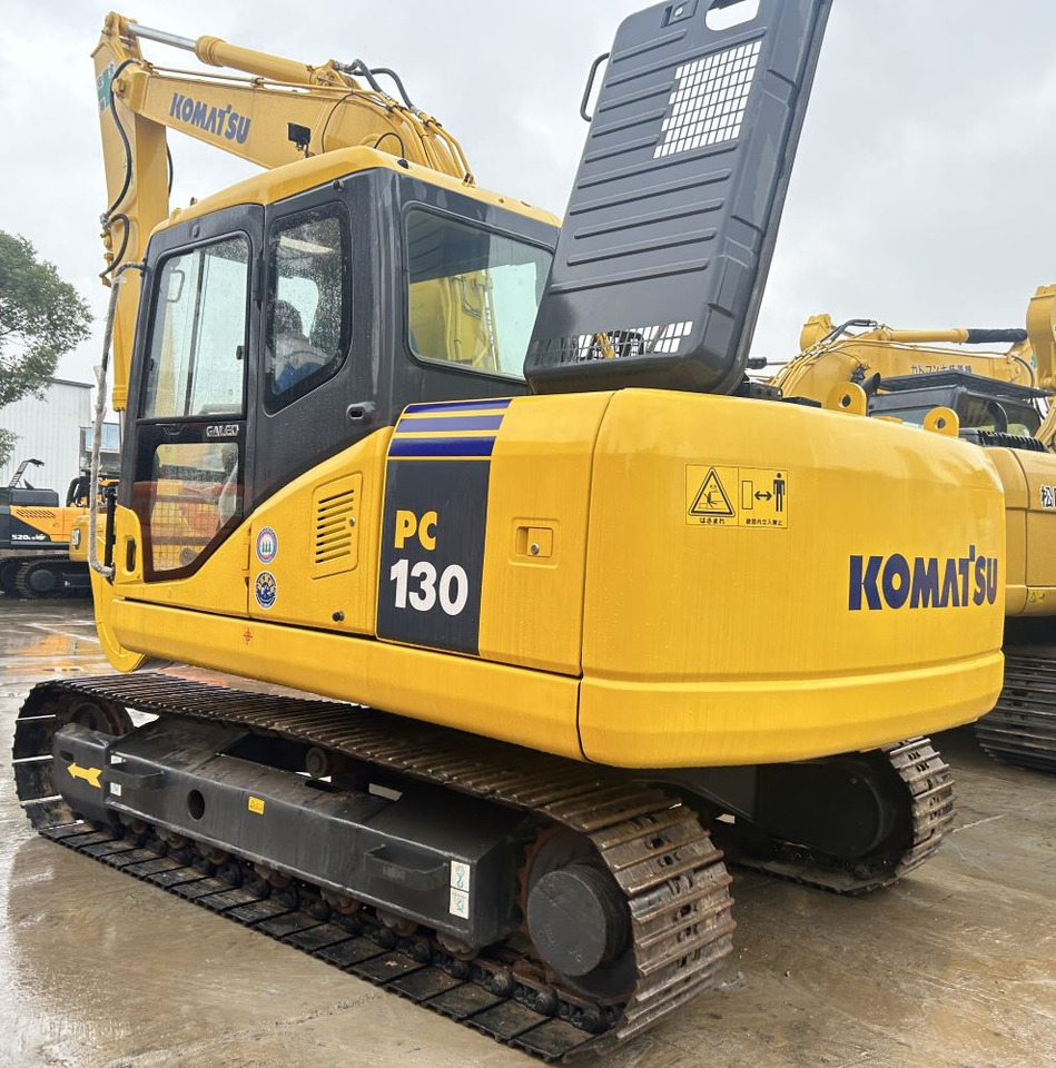 Used Komatsu PC130-7 excavator - Crawler excavator: picture 3 Used Komatsu PC130-7 excavator - Crawler excavator: picture 3
