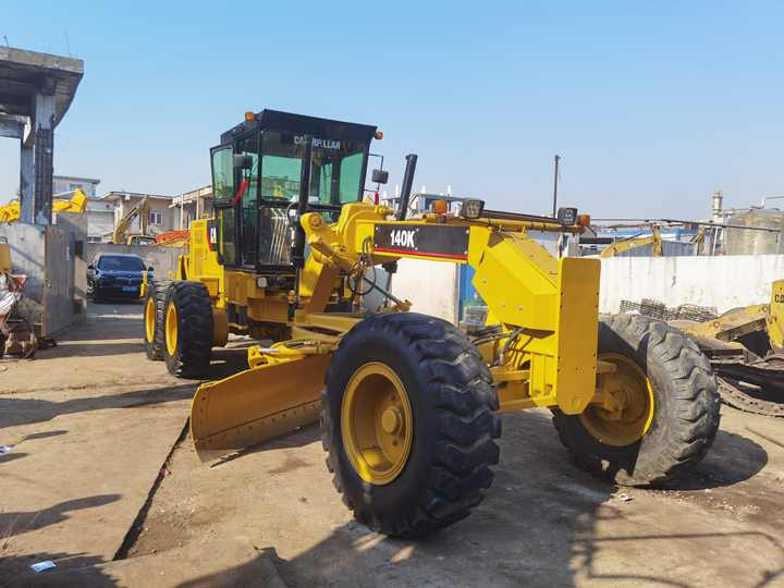 Used Motor Grader CAT140k high quality low price in good condition for sale - Grader: picture 2 Used Motor Grader CAT140k high quality low price in good condition for sale - Grader: picture 2