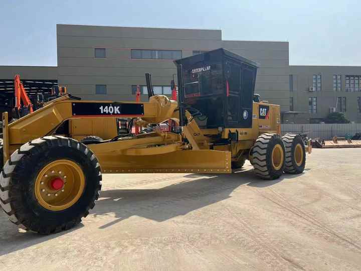 Used excavator High Load Capacity Hitachi ZX200-3 Used Excavator with Track Core Components Included Engine and Pump - Excavator: picture 3 Used excavator High Load Capacity Hitachi ZX200-3 Used Excavator with Track Core Components Included Engine and Pump - Excavator: picture 3