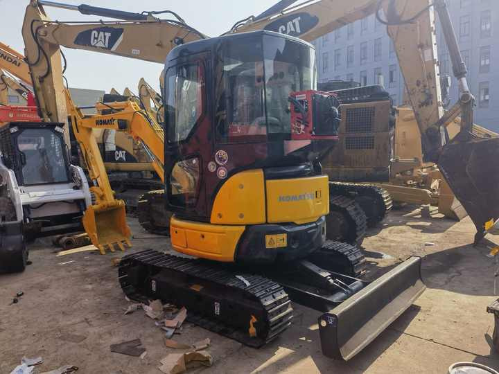 Used excavator Komatsu PC50 Komatsu PC55 PC35 excavator mini escavadora Komatsu on stock - Crawler excavator: picture 4 Used excavator Komatsu PC50 Komatsu PC55 PC35 excavator mini escavadora Komatsu on stock - Crawler excavator: picture 4