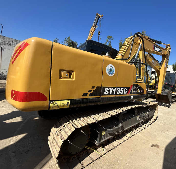 Used excavator for sany 135 SY135 SY 135C 13TON tracked hydraulic excavator machine made in China - Crawler excavator: picture 3 Used excavator for sany 135 SY135 SY 135C 13TON tracked hydraulic excavator machine made in China - Crawler excavator: picture 3