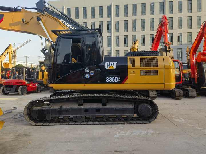 Cat 336d - Excavator: picture 3 Cat 336d - Excavator: picture 3