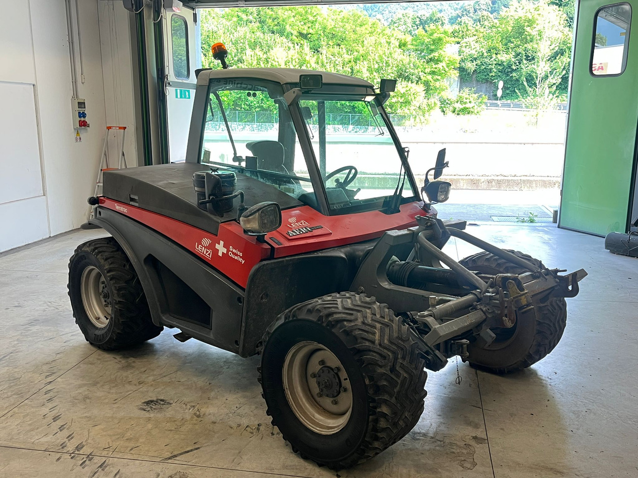 TRATTORE AEBI TT 270 - Farm tractor: picture 4 TRATTORE AEBI TT 270 - Farm tractor: picture 4