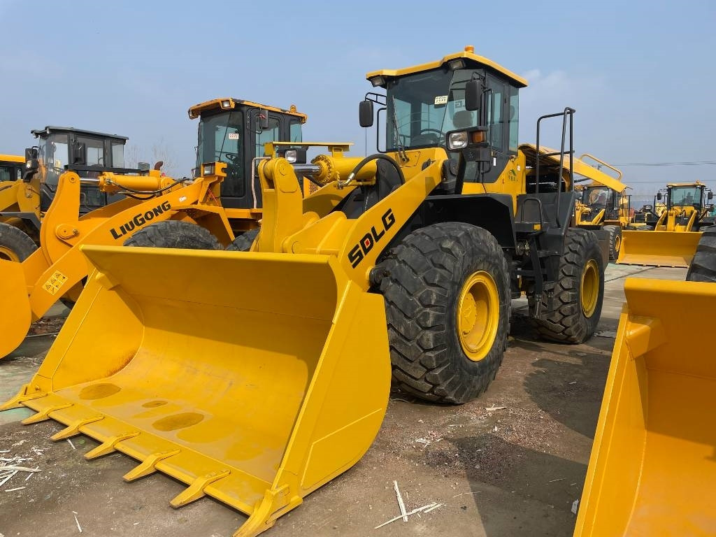 临工 956 - Wheel loader: picture 2 临工 956 - Wheel loader: picture 2