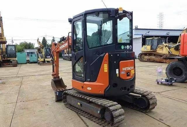 Hitachi 30 - Crawler excavator: picture 1 Hitachi 30 - Crawler excavator: picture 1