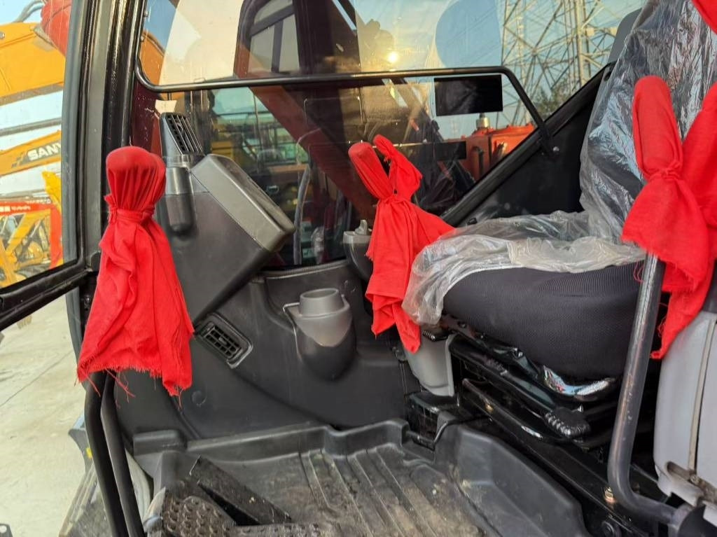 Hitachi 70 - Crawler excavator: picture 3 Hitachi 70 - Crawler excavator: picture 3