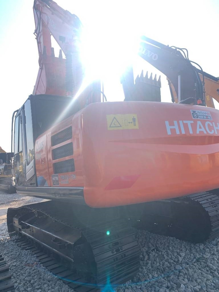 Hitachi Zaxis 200 LC - Crawler excavator: picture 5 Hitachi Zaxis 200 LC - Crawler excavator: picture 5