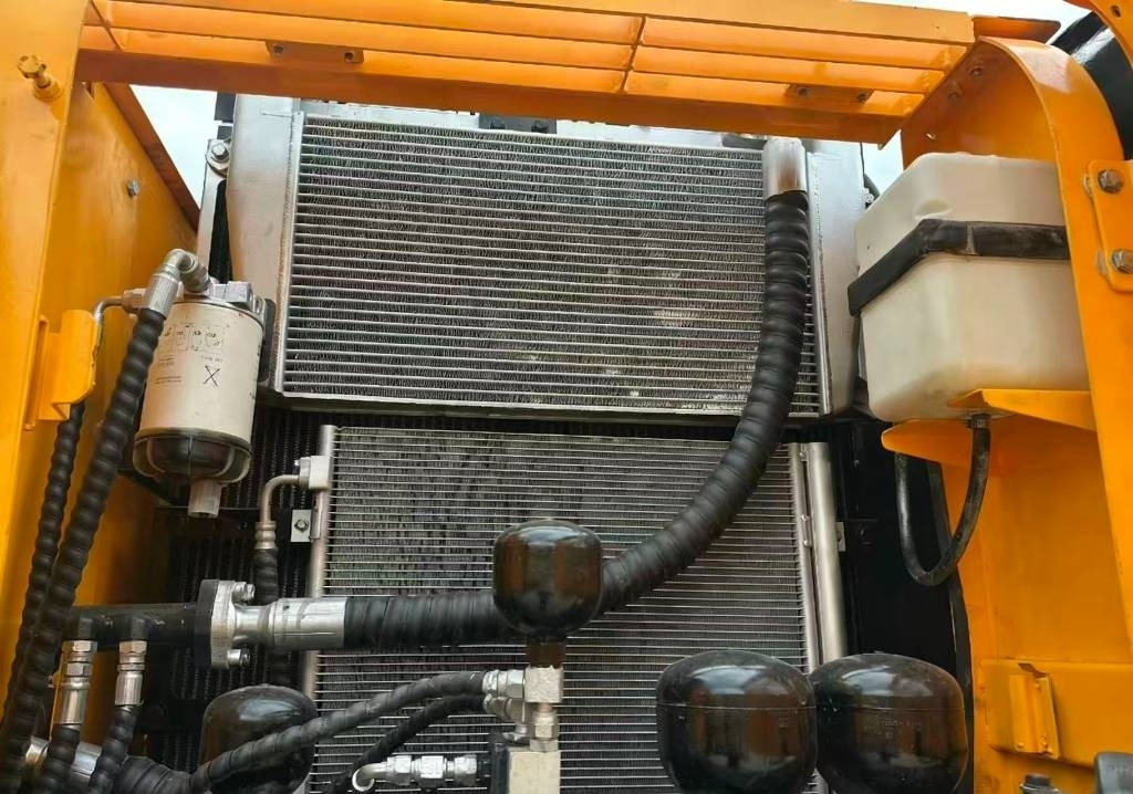 Hyundai 210W -9  - Wheel excavator: picture 4 Hyundai 210W -9  - Wheel excavator: picture 4