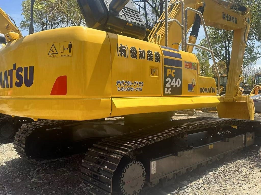 Komatsu PC 240 LC-8 - Crawler excavator: picture 2 Komatsu PC 240 LC-8 - Crawler excavator: picture 2