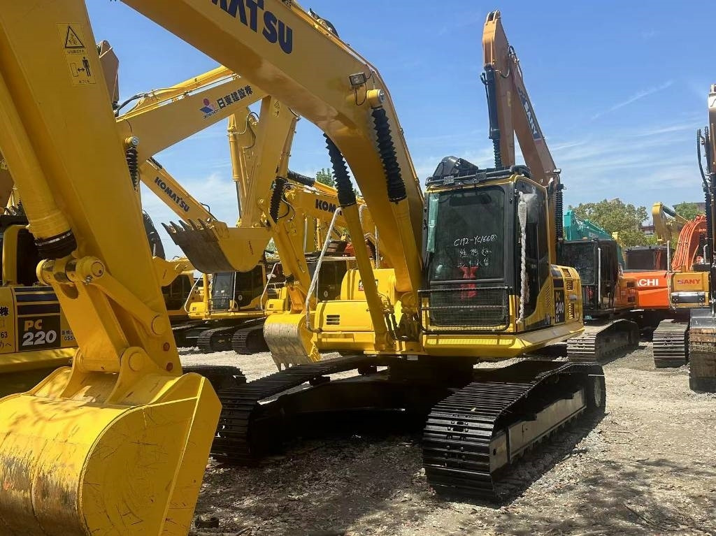 Komatsu PC 240 LC-8 - Crawler excavator: picture 1 Komatsu PC 240 LC-8 - Crawler excavator: picture 1