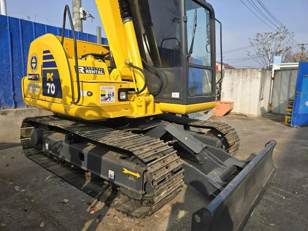 Komatsu PC 70  - Mini excavator: picture 2 Komatsu PC 70  - Mini excavator: picture 2