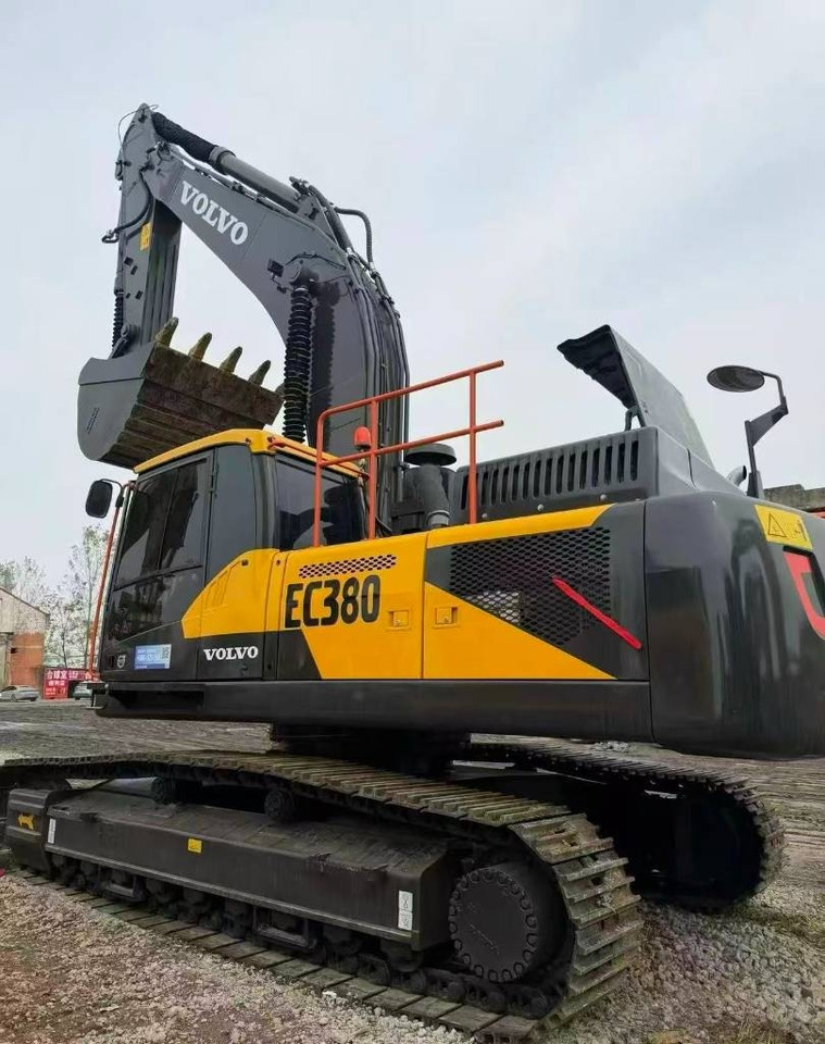 Volvo EC 380 - Crawler excavator: picture 1 Volvo EC 380 - Crawler excavator: picture 1
