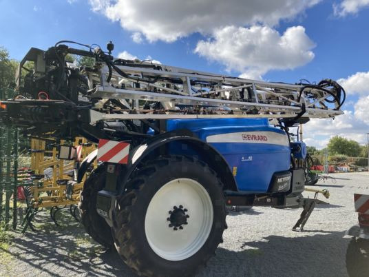 Evrard METEOR 5400L BLUE LINE - Trailed sprayer: picture 2 Evrard METEOR 5400L BLUE LINE - Trailed sprayer: picture 2