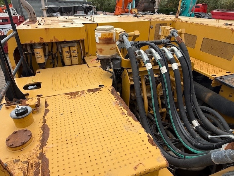 Leasing of CAT 374 F L  CAT 374 F L: picture 30