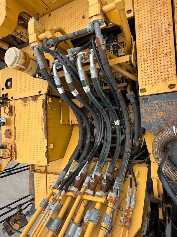 Leasing of CAT 374 F L  CAT 374 F L: picture 24