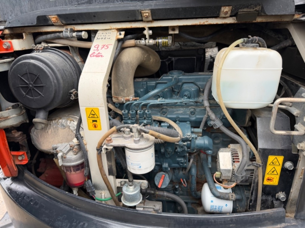 Mini excavator Kubota U 48-4: picture 13