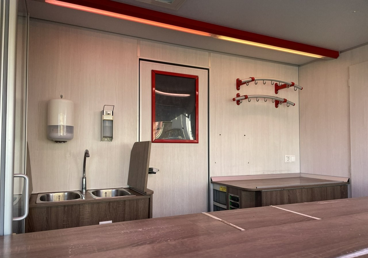 Fiat Ducato Autosklep Gastronomiczny Food Truck Foodtruck sklep W-zasil 2019 BOR - Vending truck: picture 4 Fiat Ducato Autosklep Gastronomiczny Food Truck Foodtruck sklep W-zasil 2019 BOR - Vending truck: picture 4