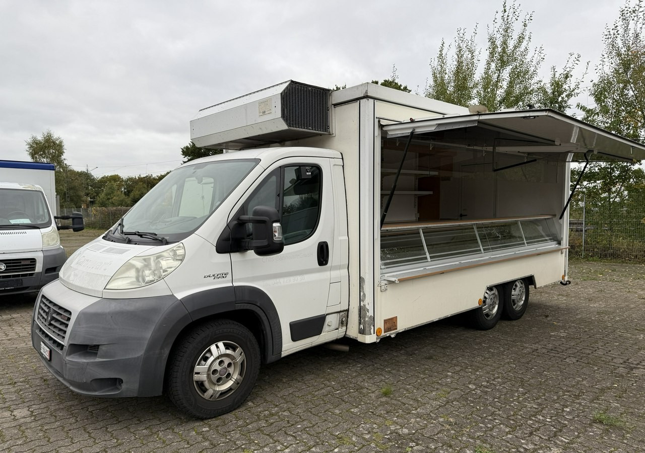 Fiat Ducato Autosklep wędlin Gastronomiczna food truck foodtruck sklep Klima 201 - Vending truck: picture 3 Fiat Ducato Autosklep wędlin Gastronomiczna food truck foodtruck sklep Klima 201 - Vending truck: picture 3