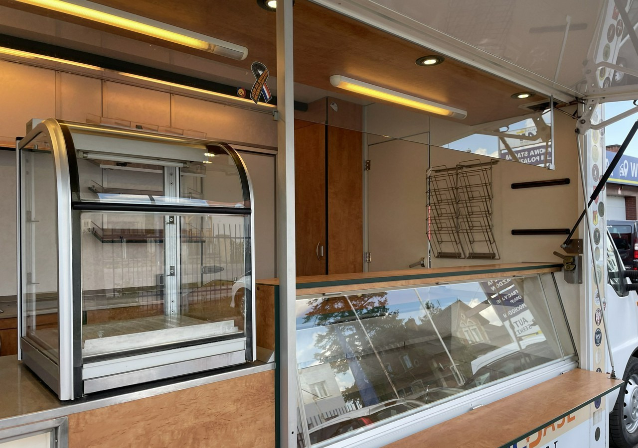 Fiat Ducato Fiat Autosklep Grill Gastronomiczny Food Truck Foodtruck sklep - Vending truck: picture 4 Fiat Ducato Fiat Autosklep Grill Gastronomiczny Food Truck Foodtruck sklep - Vending truck: picture 4