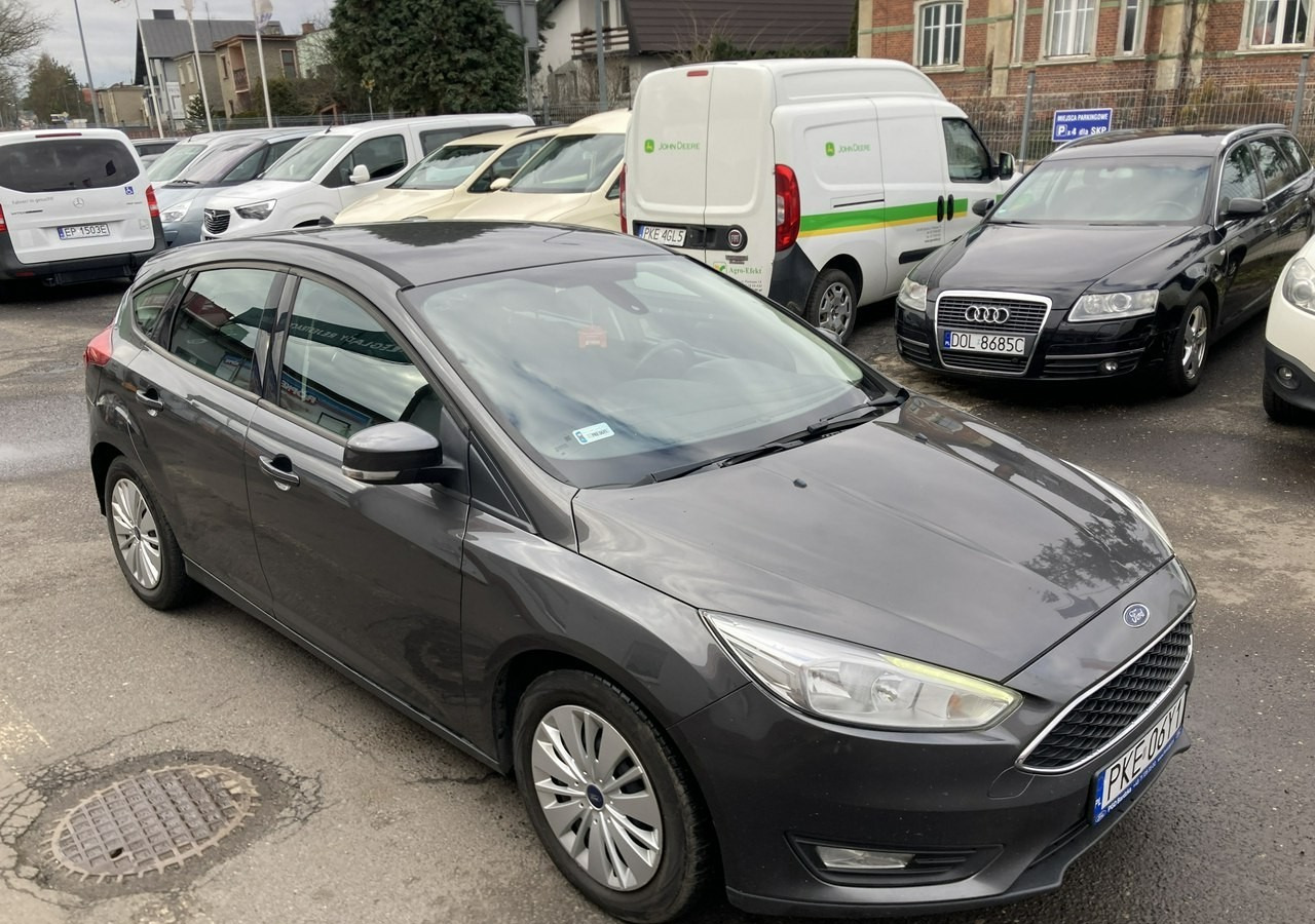 Ford Focus III Focus 1.0 EcoBoost Klima Salon PL 2015 - Hatchback: picture 4 Ford Focus III Focus 1.0 EcoBoost Klima Salon PL 2015 - Hatchback: picture 4