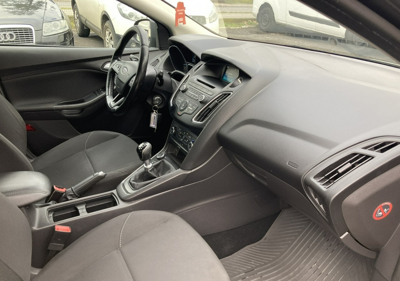 Ford Focus III Focus 1.0 EcoBoost Klima Salon PL 2015 - Hatchback: picture 2 Ford Focus III Focus 1.0 EcoBoost Klima Salon PL 2015 - Hatchback: picture 2