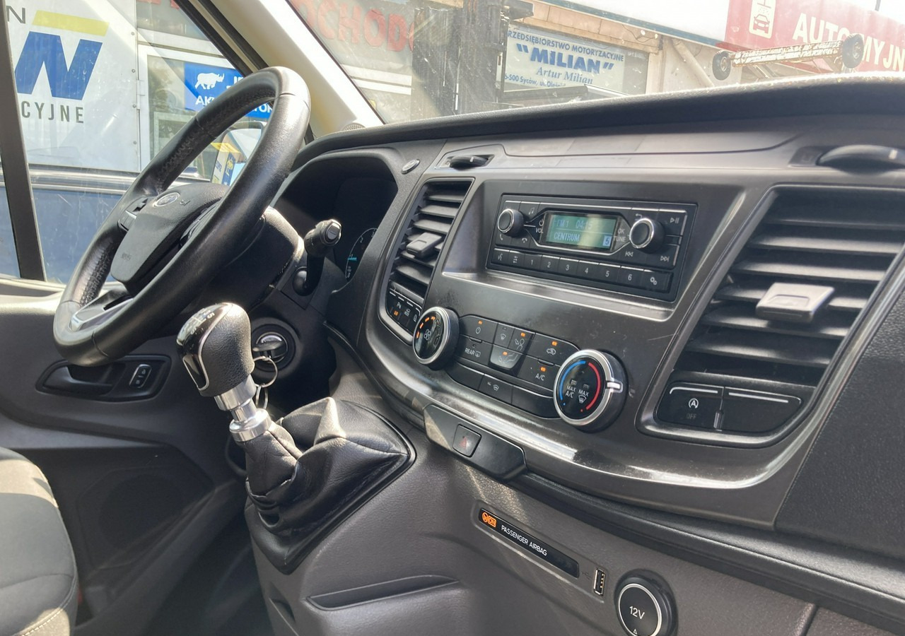 Ford Transit VIII Ford Transit dla niepełnosprawnych Rampa Inwalida PFRON 2020 - Car: picture 3 Ford Transit VIII Ford Transit dla niepełnosprawnych Rampa Inwalida PFRON 2020 - Car: picture 3