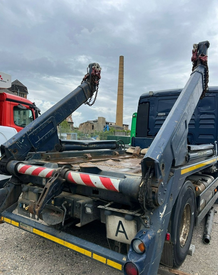 MAN Inny MAN Man TGX 18.400 Bramowiec hakowiec Meiler Model 2012 - Skip loader truck: picture 3 MAN Inny MAN Man TGX 18.400 Bramowiec hakowiec Meiler Model 2012 - Skip loader truck: picture 3