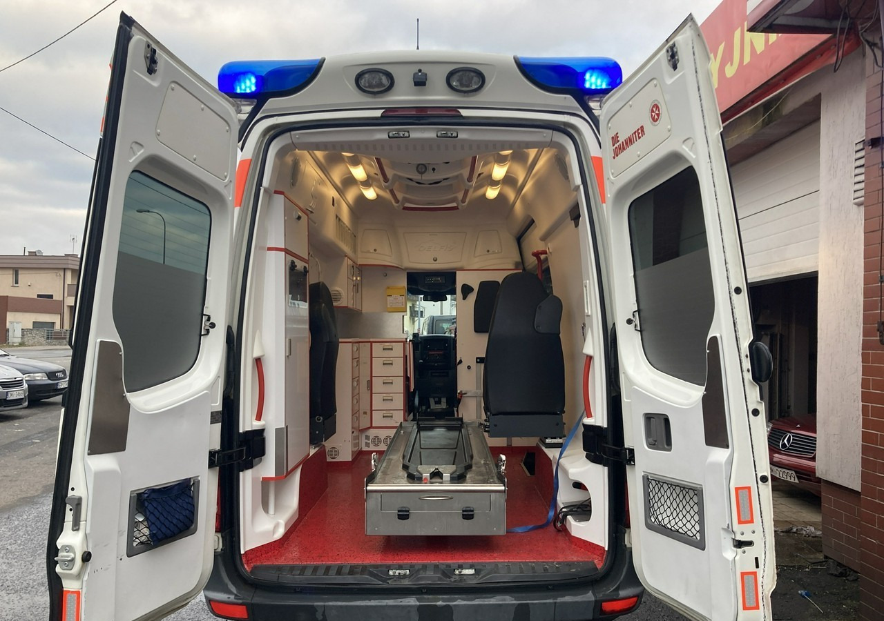 Mercedes-Benz Inny Mercedes-Benz Sprinter Karetka ambulans Delfis 2009 - Ambulance: picture 2 Mercedes-Benz Inny Mercedes-Benz Sprinter Karetka ambulans Delfis 2009 - Ambulance: picture 2
