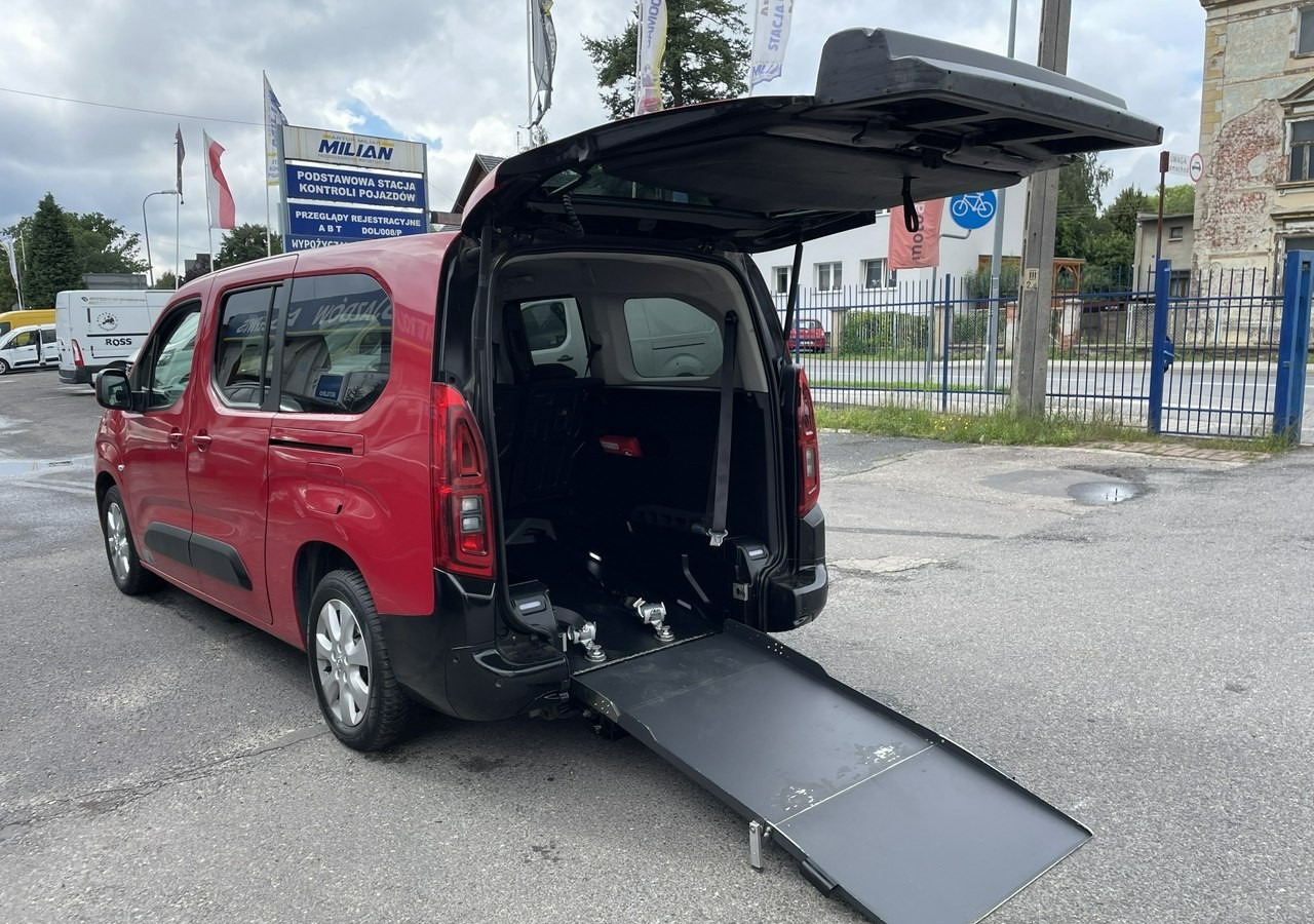 Opel Combo IV Combo Life Combo Life Maxi Niepełnosprawnych inwalida rampa PFRON Model - Car: picture 1 Opel Combo IV Combo Life Combo Life Maxi Niepełnosprawnych inwalida rampa PFRON Model - Car: picture 1