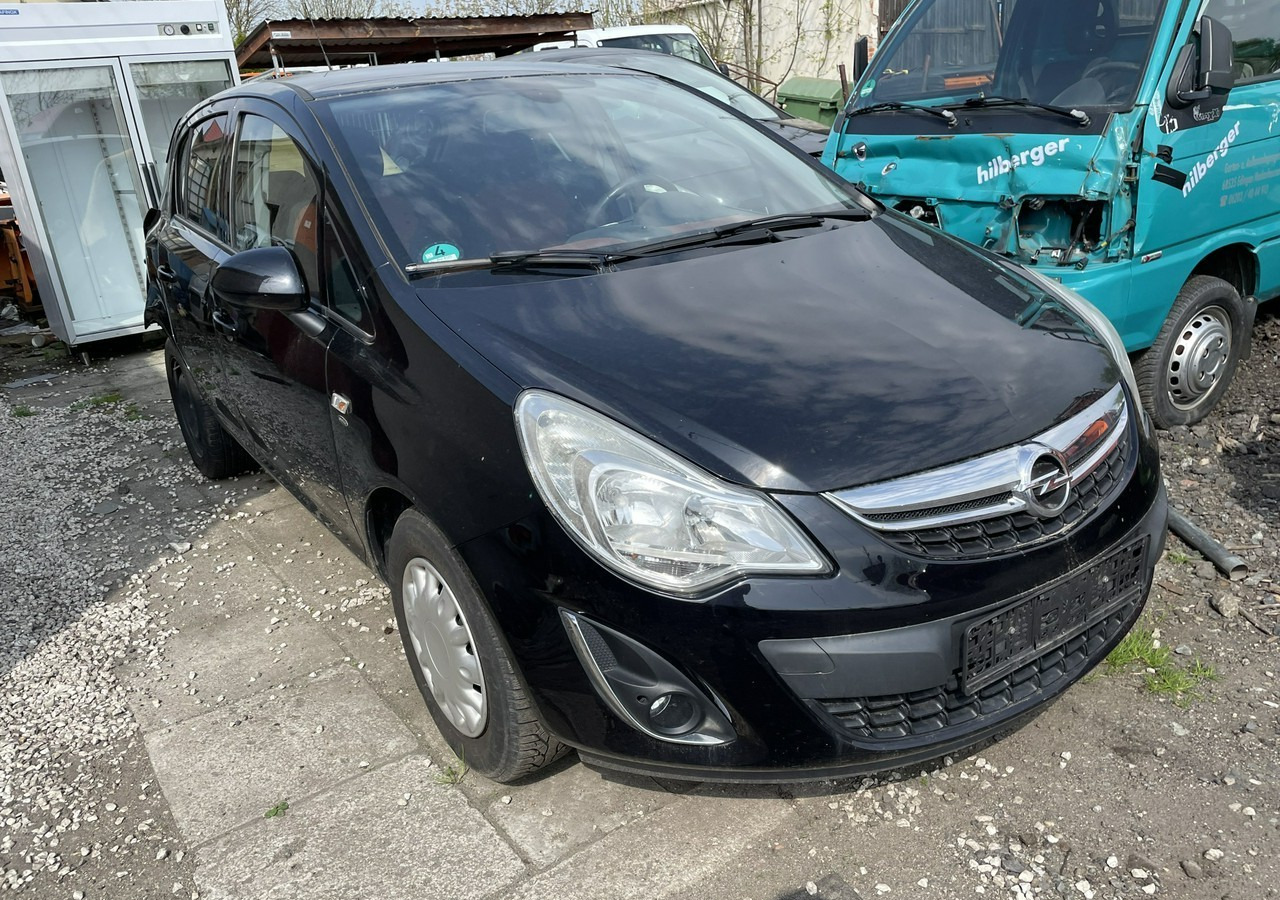 Opel Corsa D Corsa 1.4-87 KM Klima 2011 - Hatchback: picture 1 Opel Corsa D Corsa 1.4-87 KM Klima 2011 - Hatchback: picture 1