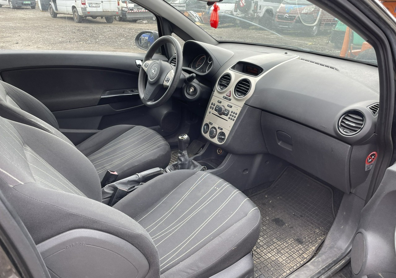Opel Corsa D Opel Corsa 1,2-16V 80KM Klima 2008 - Hatchback: picture 2 Opel Corsa D Opel Corsa 1,2-16V 80KM Klima 2008 - Hatchback: picture 2