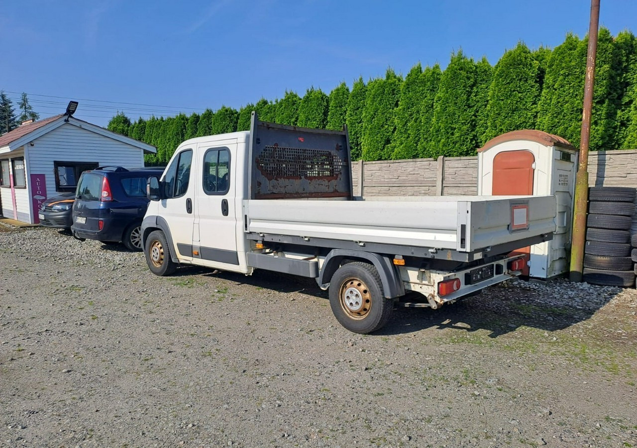 Peugeot Boxer Peugeot Boxer 2.0-130KM klima dokka Brygadówka doka 122tkm 2017 - Flatbed van: picture 4 Peugeot Boxer Peugeot Boxer 2.0-130KM klima dokka Brygadówka doka 122tkm 2017 - Flatbed van: picture 4