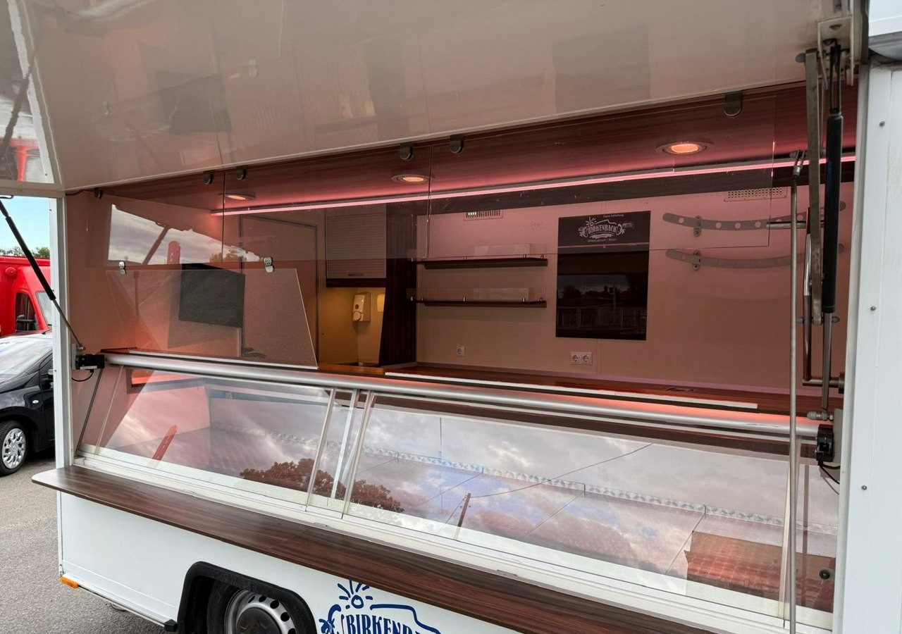 Renault Master Autosklep wędlin Gastronomiczny Food Truck Foodtruck Sklep Solar 20 - Vending truck: picture 4 Renault Master Autosklep wędlin Gastronomiczny Food Truck Foodtruck Sklep Solar 20 - Vending truck: picture 4