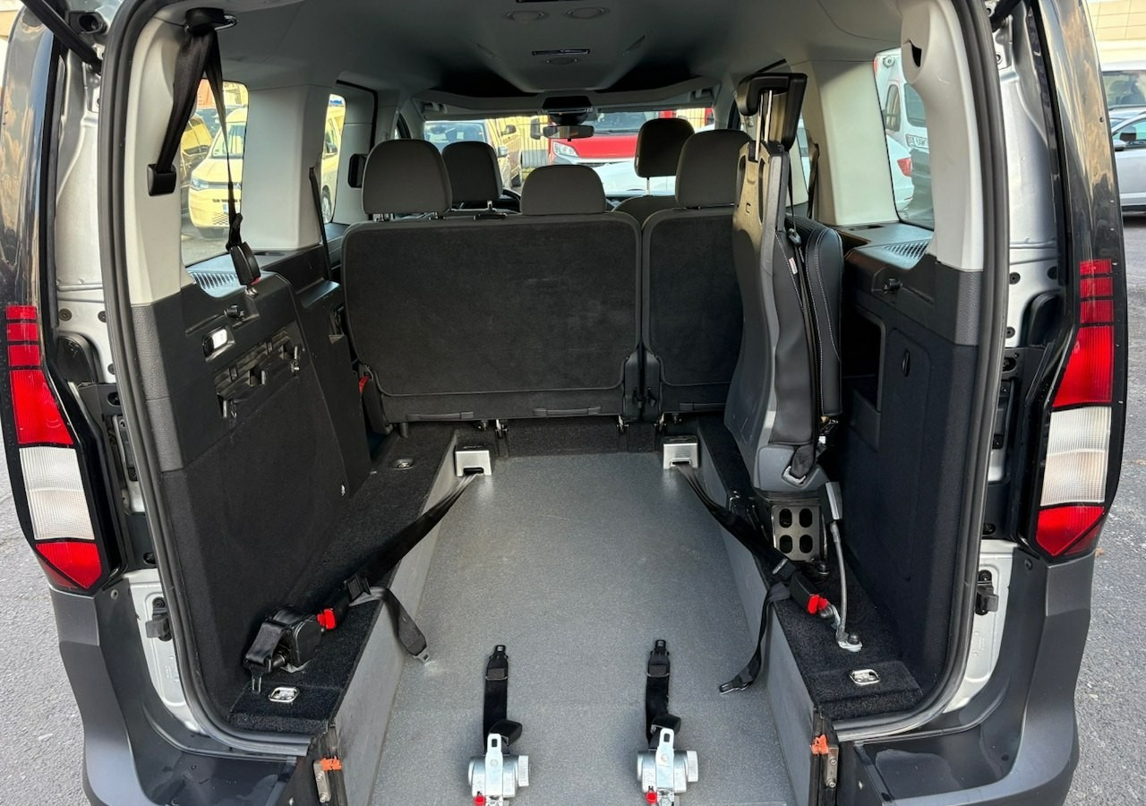 Volkswagen Caddy III Caddy 2.0TDI dla Niepełnosprawnych inwalida rampa Model 2022 PFRON - Estate car: picture 4 Volkswagen Caddy III Caddy 2.0TDI dla Niepełnosprawnych inwalida rampa Model 2022 PFRON - Estate car: picture 4