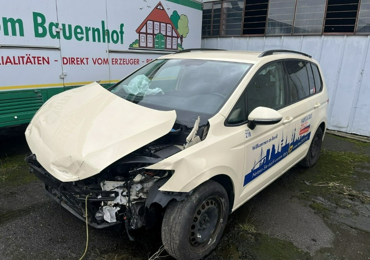 Volkswagen Touran III Touran - Car: picture 4 Volkswagen Touran III Touran - Car: picture 4