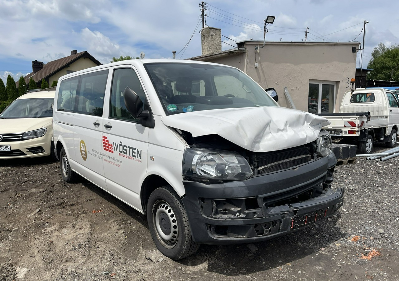 Volkswagen Transporter T5 Volkswagen Transporter Long 2.0-140KM 9-osobowy Model 2015 - Car: picture 1 Volkswagen Transporter T5 Volkswagen Transporter Long 2.0-140KM 9-osobowy Model 2015 - Car: picture 1
