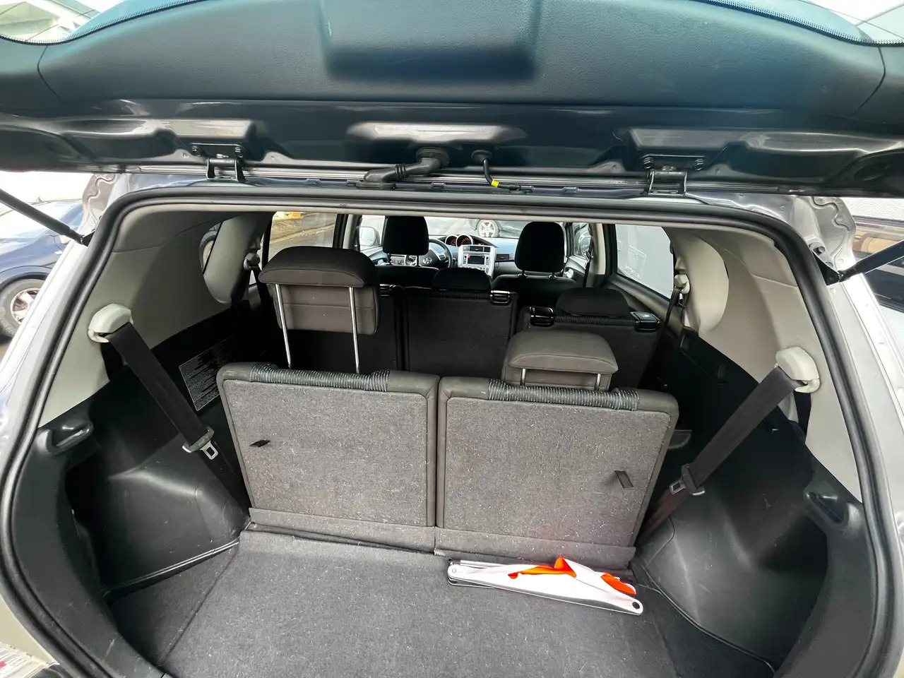 Toyota Verso Travel 7 Sitzer Kupplungsschaden - Car: picture 4 Toyota Verso Travel 7 Sitzer Kupplungsschaden - Car: picture 4