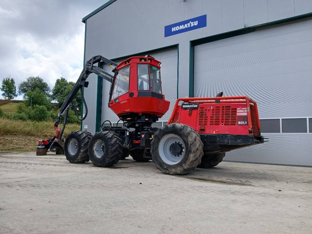 Forestry harvester Komatsu 931.1: picture 6