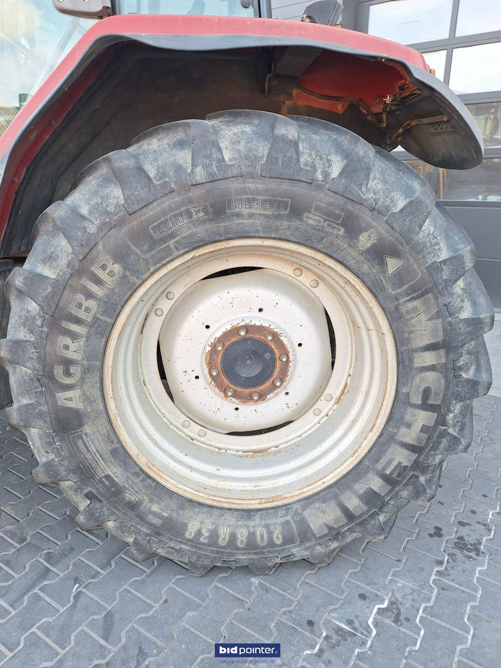Case MX 135 - Farm tractor: picture 4 Case MX 135 - Farm tractor: picture 4