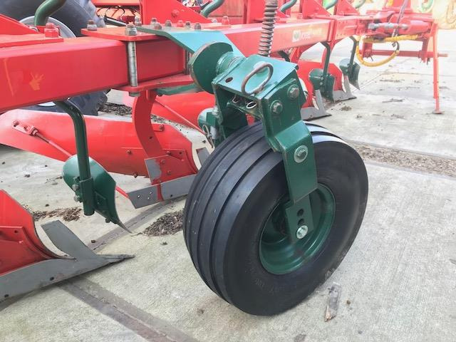 Vogel & Noot 6 schaar wentelploeg - Plow: picture 4 Vogel & Noot 6 schaar wentelploeg - Plow: picture 4