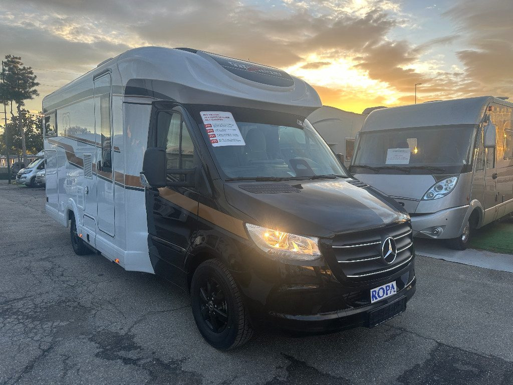 MALIBU T 450 RB-LE - Semi-integrated motorhome: picture 1 MALIBU T 450 RB-LE - Semi-integrated motorhome: picture 1