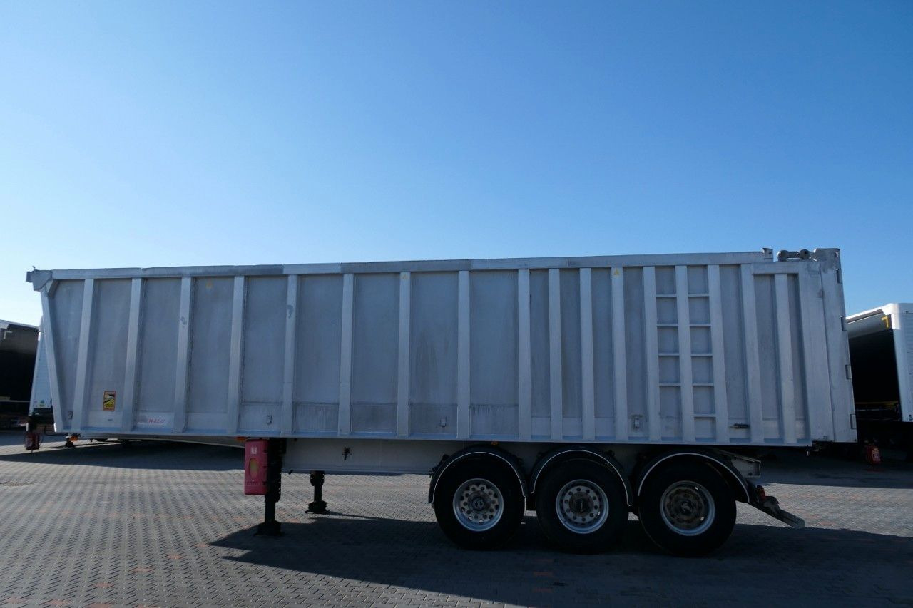 Benalu TIPPER 45 M3/WHOLE ALUMINIUM/5700 KG/FLAP-DOORS - Tipper semi-trailer: picture 4 Benalu TIPPER 45 M3/WHOLE ALUMINIUM/5700 KG/FLAP-DOORS - Tipper semi-trailer: picture 4