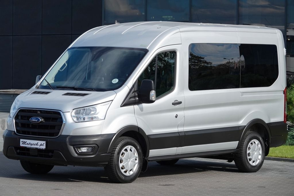 Ford TRANSIT / 6 miejsc + Najazd na wózek / Dla osób - Combi van: picture 1 Ford TRANSIT / 6 miejsc + Najazd na wózek / Dla osób - Combi van: picture 1