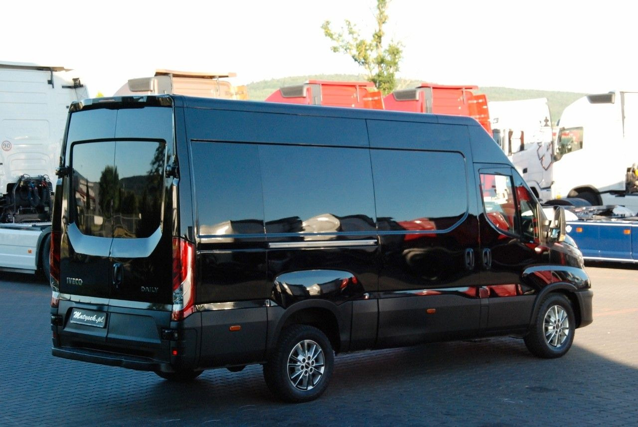 Iveco DAILY 35-180 / BLASZAK / 2022 ROK / HI-MATIC / - Panel van: picture 4 Iveco DAILY 35-180 / BLASZAK / 2022 ROK / HI-MATIC / - Panel van: picture 4